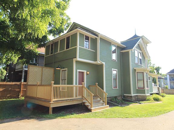 3rd image of 526 N Rockton Ave