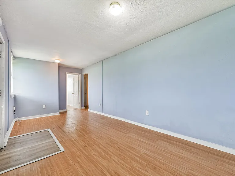 639 E Saint Charles Dr #1 — Photo 6