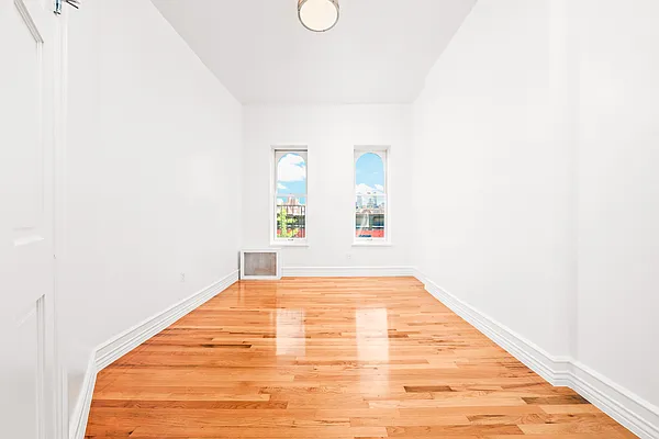Rented by REAL New York | media 1