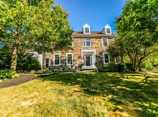 708 Orchard Valley Rd, Chester Springs, PA 19425