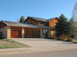 3730 Saddle Rock Rd, Colorado Springs, CO 80918