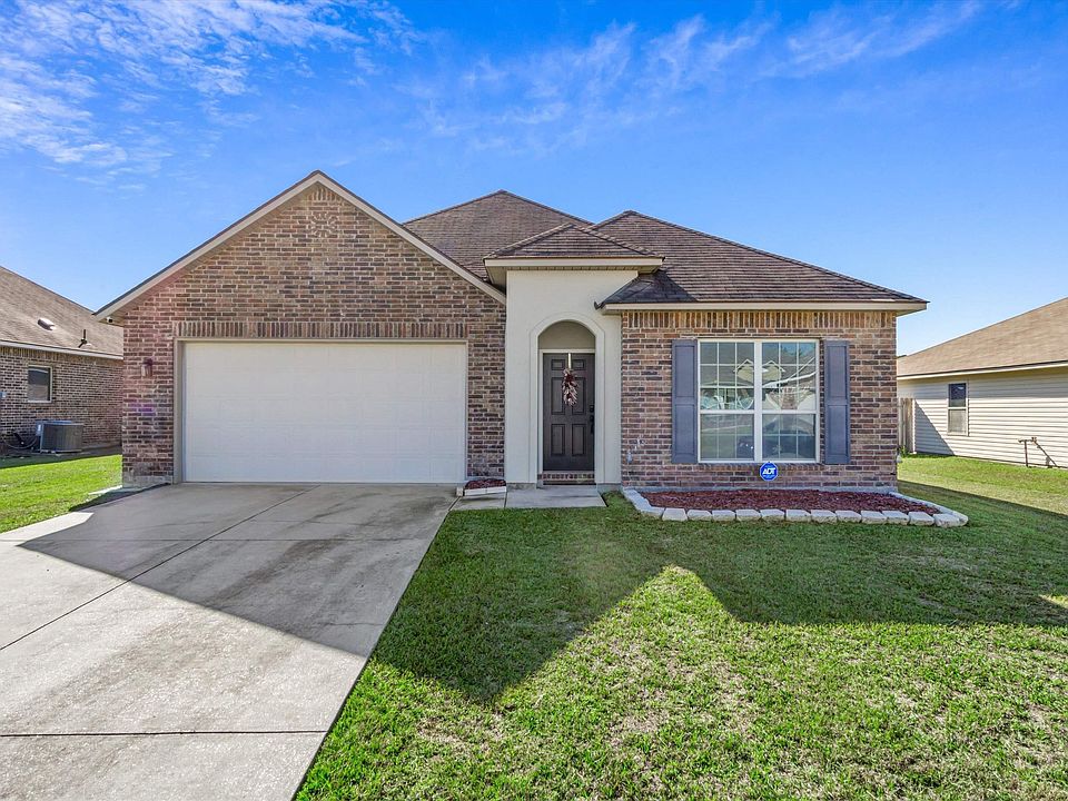1st image of 13858 Avocado Dr