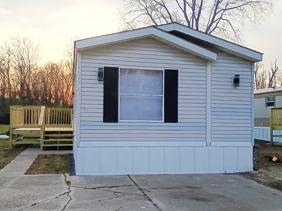 1st image of 64 Deerwood Park