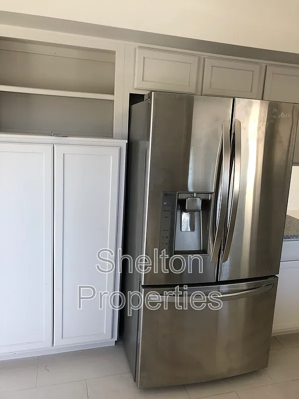 2 bed, 2.0 bath, 1356 sqft, $1,595 — Photo 3