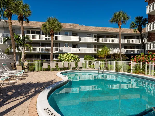 490 SE 19th Avenue #206, Pompano Beach, FL 33060