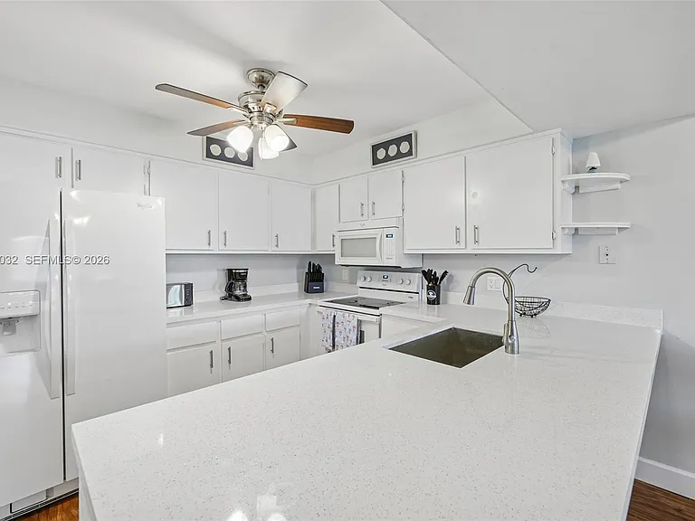 12939 Cherrydale Ct — Photo 11