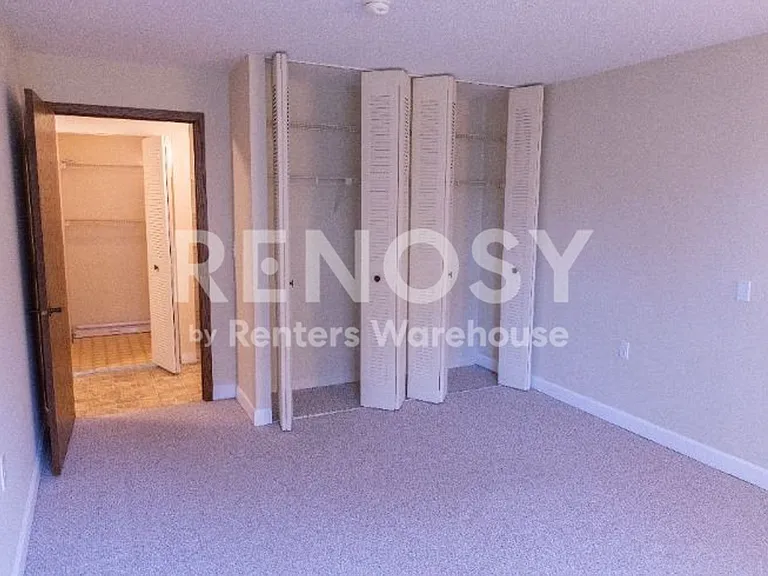 6615 Lake Shore Dr S #115 — Photo 37