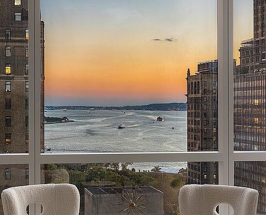 2nd image of 77 Greenwich St #20A