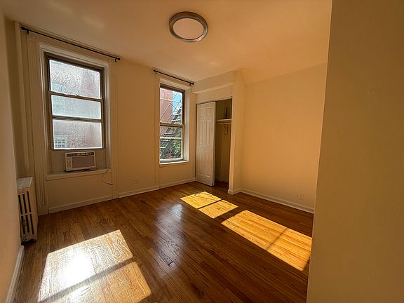 2nd image of 306 E 83rd St APT 4C