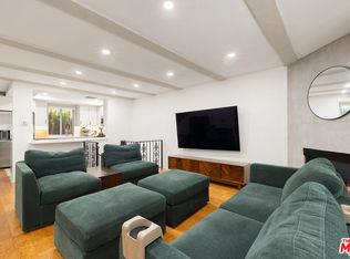 1209 Larrabee St APT 4, West Hollywood, CA 90069