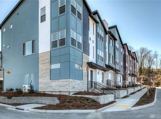 6642 135th Ct SE #C-2, Newcastle, WA 98059