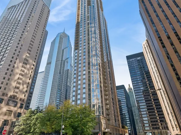 222 N Columbus Dr APT 4801, Chicago, IL 60601