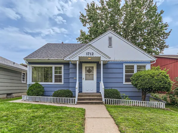 1712 Beech St, Saint Paul, MN 55106