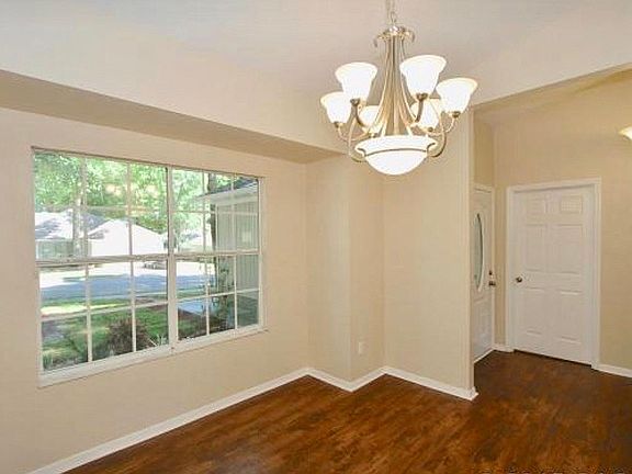 Dining room / Play room