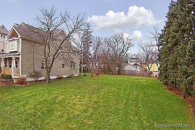 2nd image of 610 Prairie Ave
