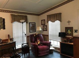 21 Tuscohoma St, Holcomb, MS 38940