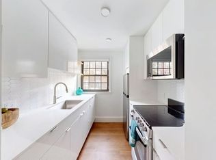 21 Arrow St #508, Cambridge, MA 02138