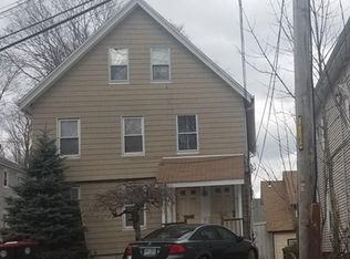 52 Plain St, Brockton, MA 02302