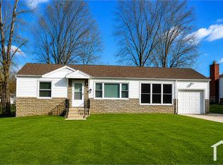 1033 Bakewell Dr, Saint Louis, MO 63137