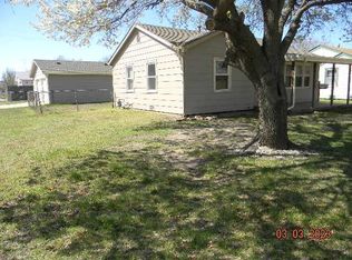 2203 S Greenfield St, Wichita, KS 67217