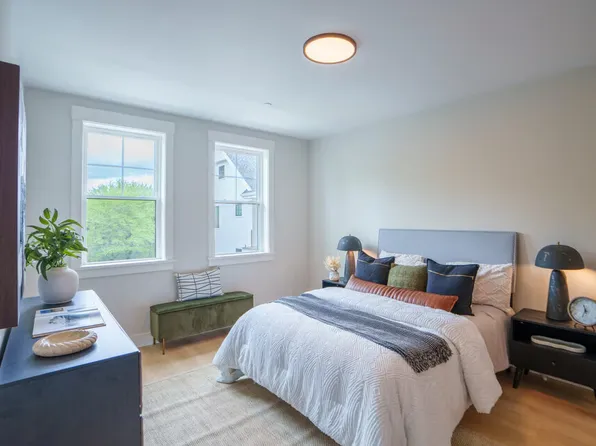 100 Plank, 100 Plank St #201, Bedford, MA 01730