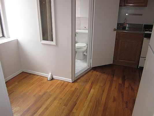 2nd image of 232 Meserole St APT 24