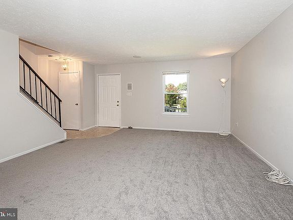 5th image of 420 Washington Blvd