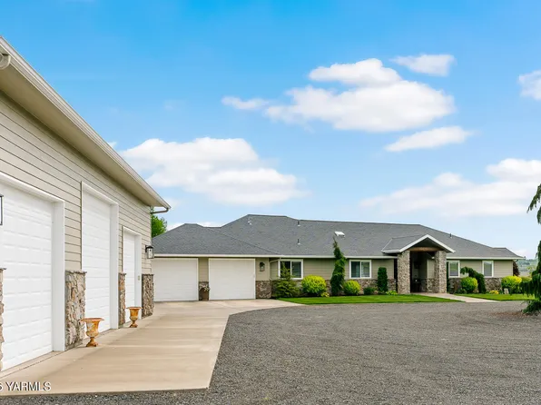 181 Valley View Rd, Yakima, WA 98908