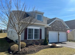 4328 Colonial Ln, Center Valley, PA 18034