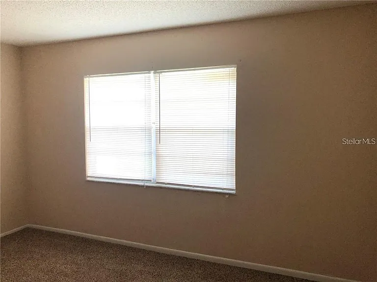 290 Flower Ln #11 — Photo 3