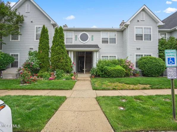 105 Des Moines Court, Tinton Falls, NJ 07712