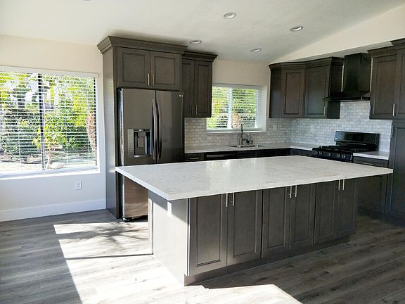 4th image of 1931 Alderwood Cir
