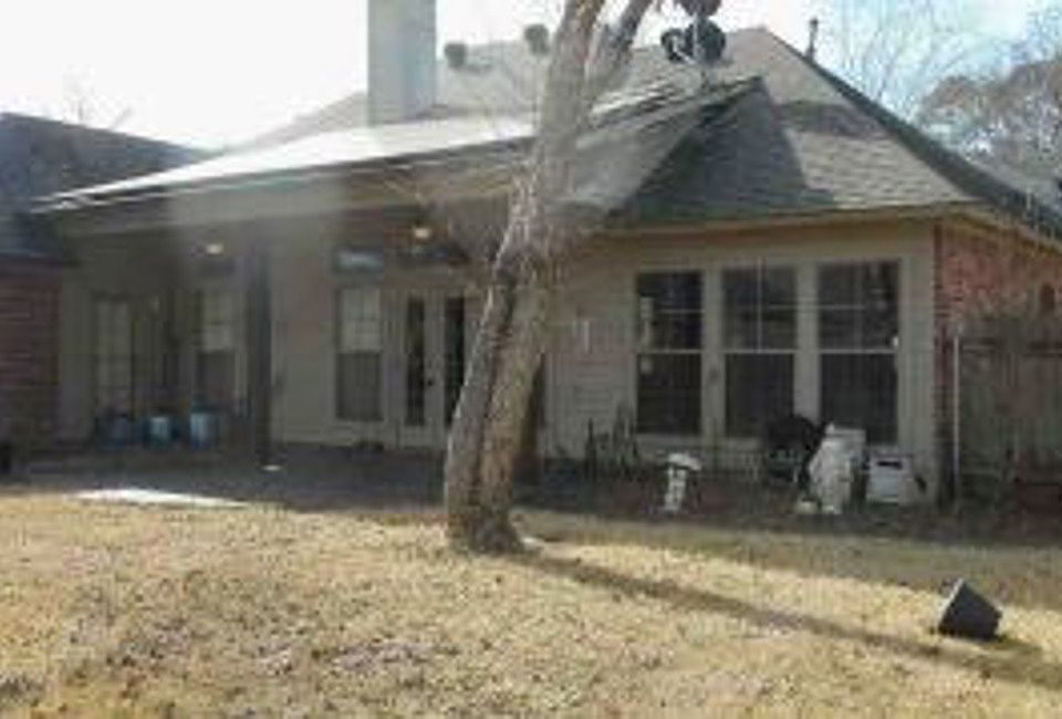 2nd image of 386 Saint Charles Blvd