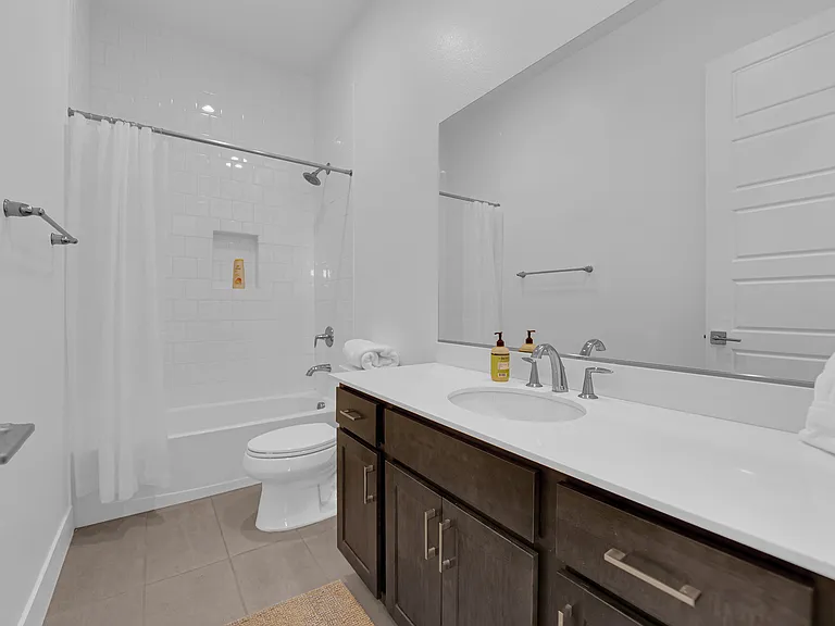 323 Robledo St — Photo 28