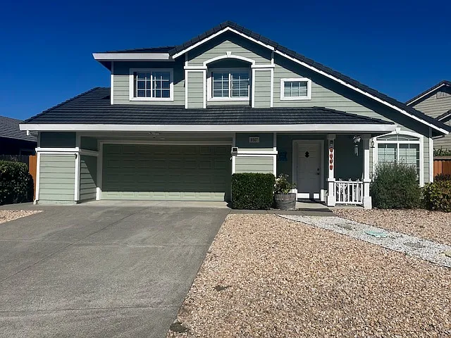 9507 Lazy Creek Dr