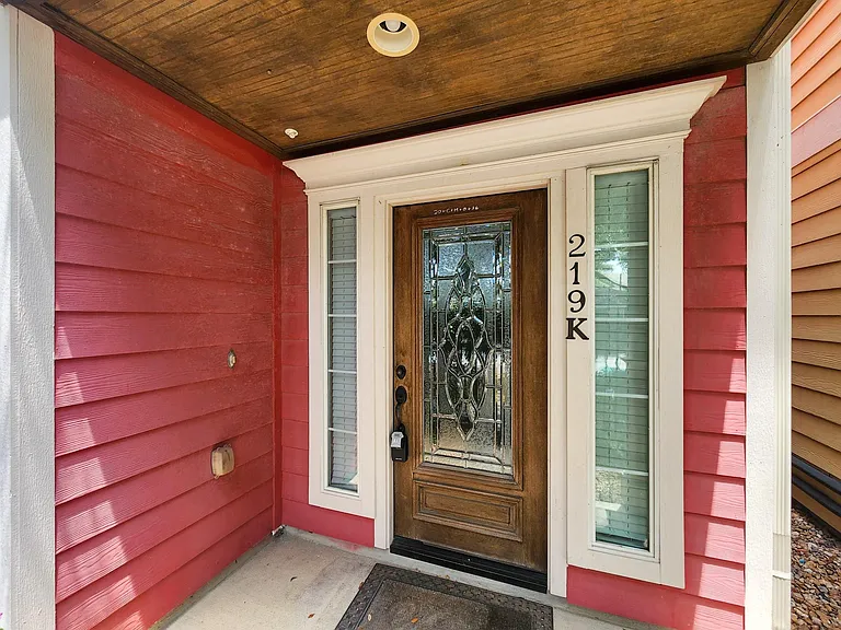 219 W 27th St #K — Photo 40