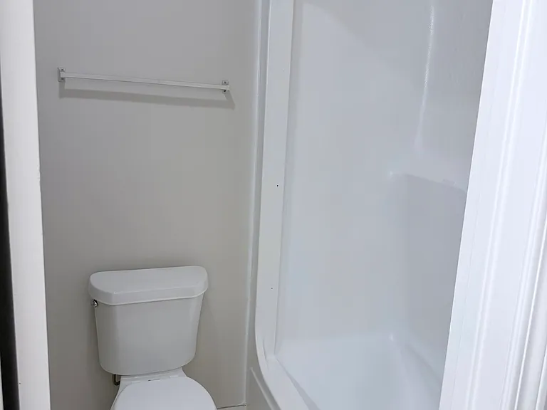 2912 Lancelot Dr — Photo 10