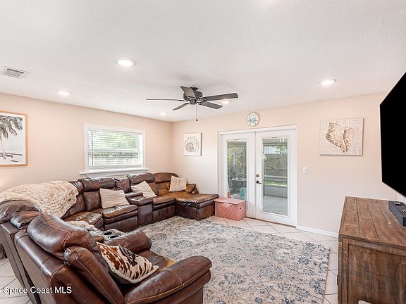 5th image of 2904 Conway Dr