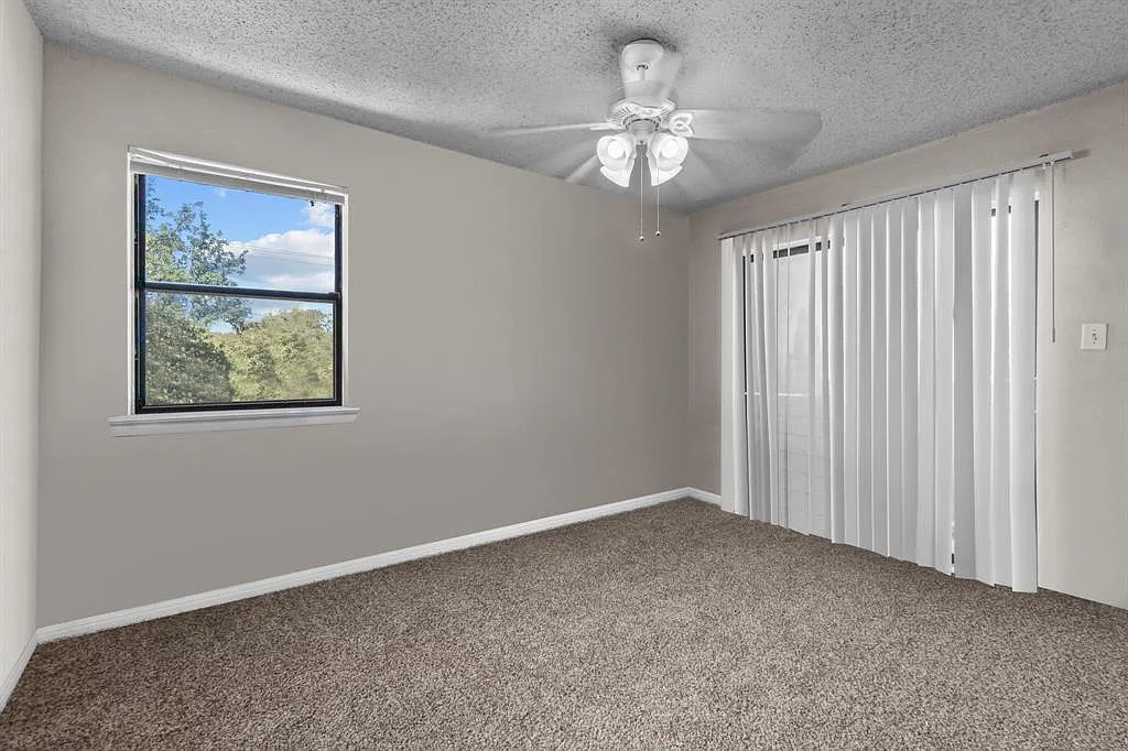 1 bed, 1.0 bath, 1043 sqft, $600 — Photo 4