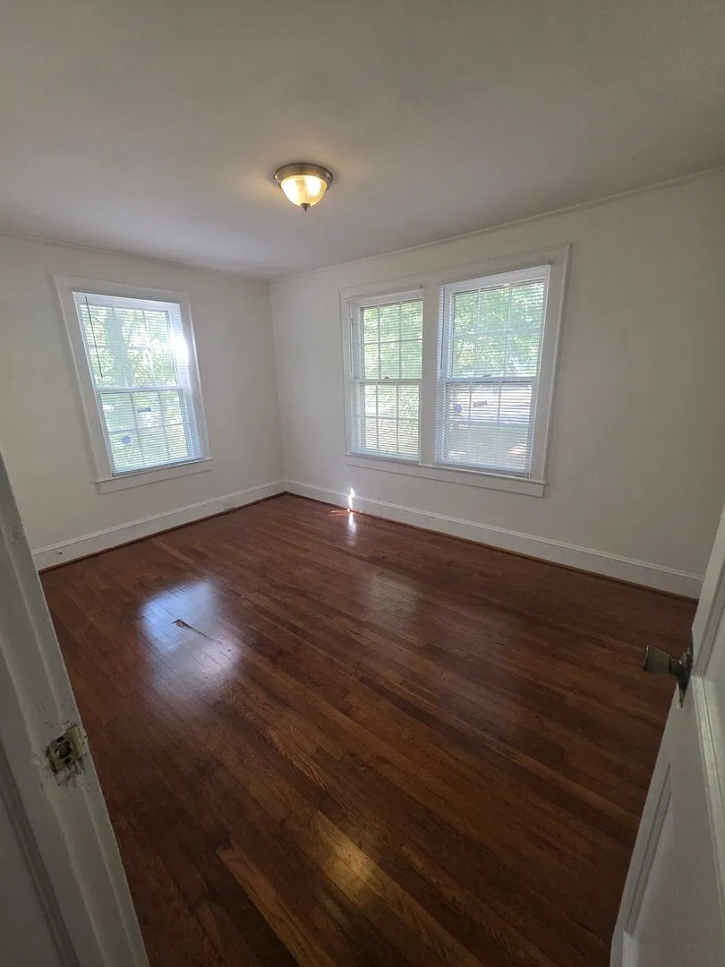 233 Methodist Drive — Photo 3
