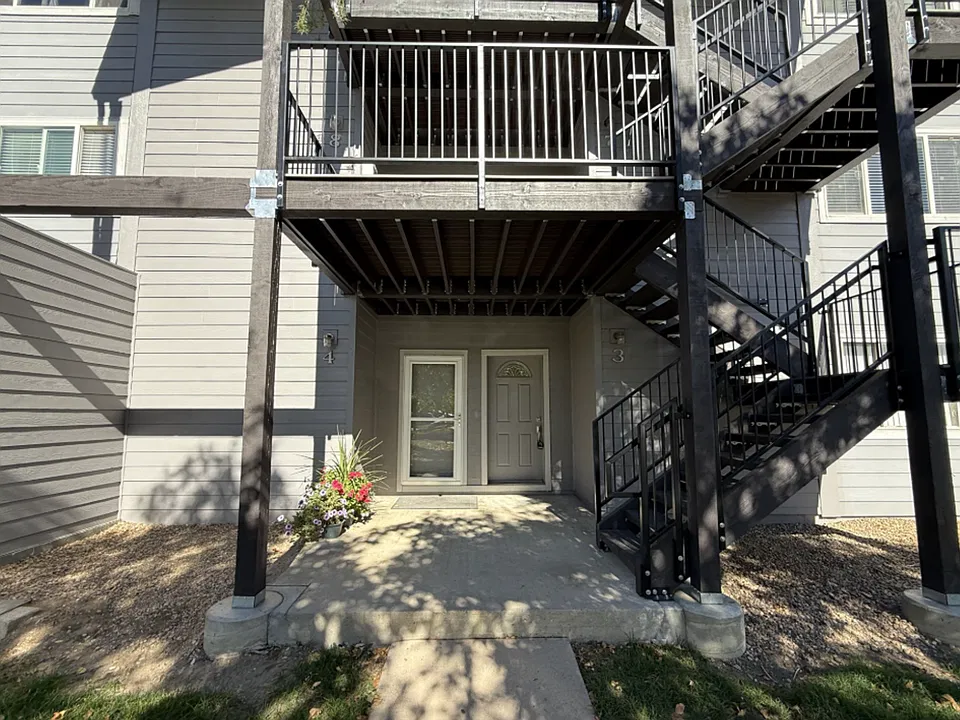 8100 W Quincy Ave #L3