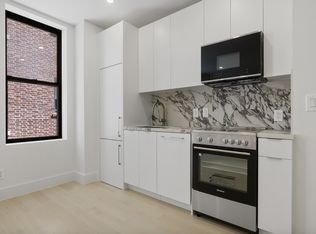 301 W 22nd St APT 58, New York, NY 10011