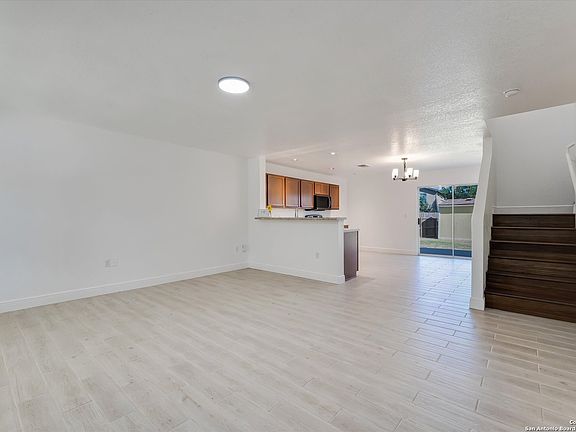 5th image of 6035 Plumbago Place