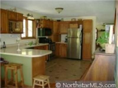 4th image of 809 N McKay Ave