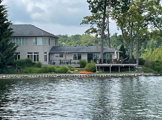552 Deerpointe, Lakeville, MI 48367