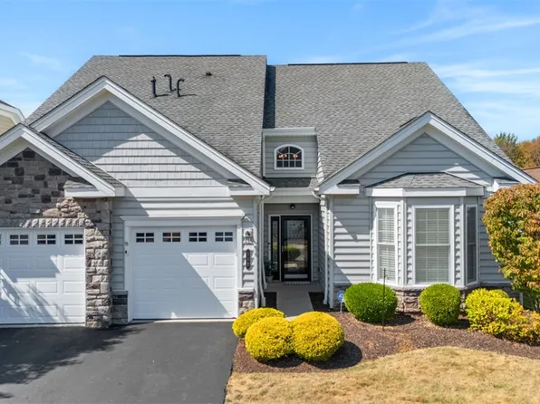 112 Old Glory Ln, Sewickley, PA 15143