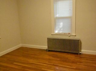 30 Parker St APT 2, Everett, MA 02149