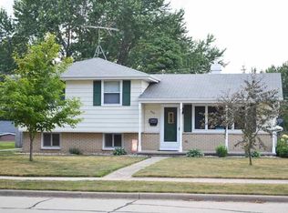 633 Walter St, Kaukauna, WI 54130