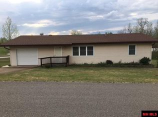 300 Lincoln St, Gassville, AR 72635