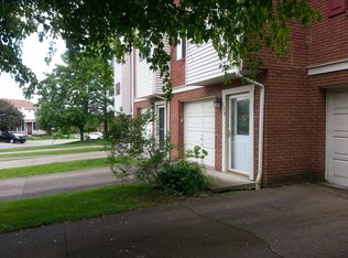 128 Woodhaven Dr, Seven Fields, PA